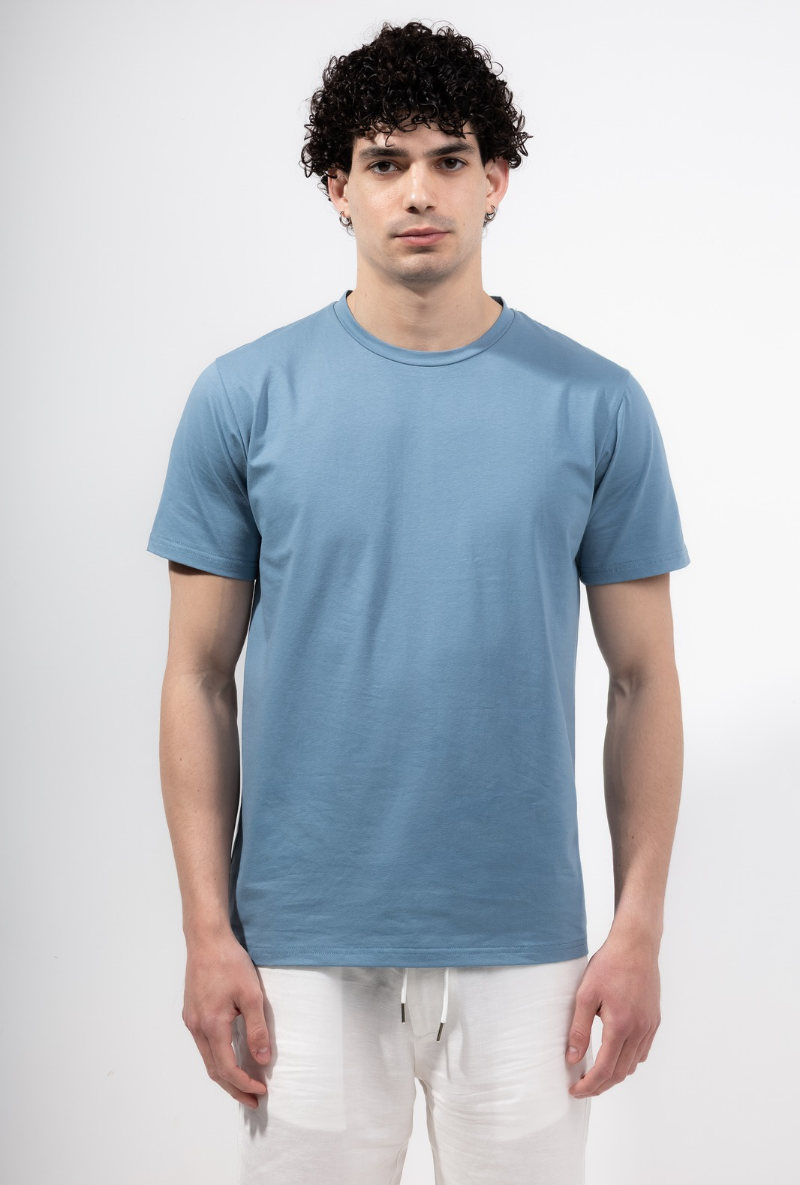 Front image of a model wearing Deep troy ss tshirt in denim, by brand Deep