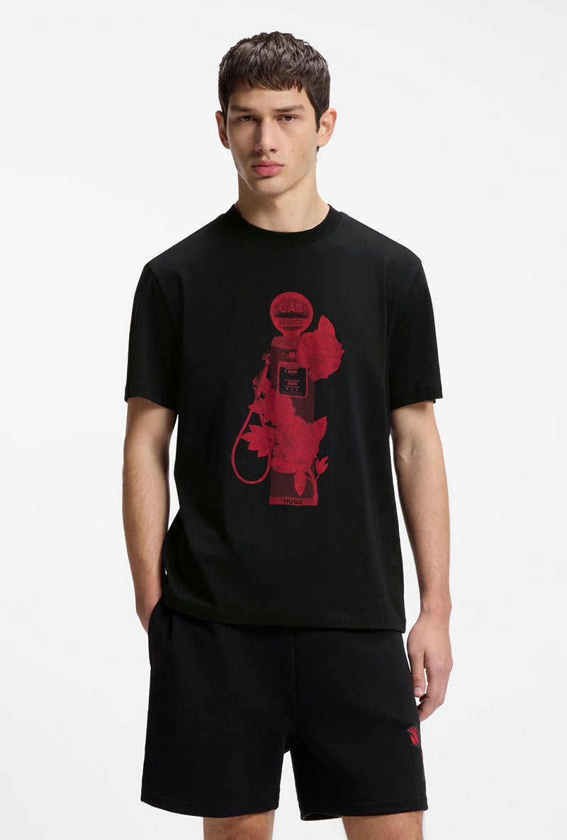Front image of a model wearing Dikerd t in black, by brand Hugo
