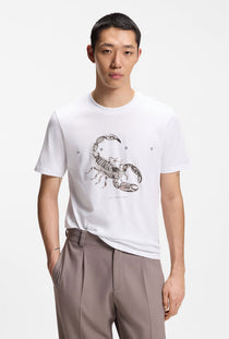 Front image of a model wearing the Discorb t in white, by brand Hugo
