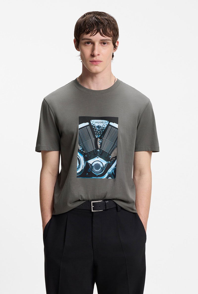 Front image of a model wearing Dostino t in dark grey, by brand Hugo