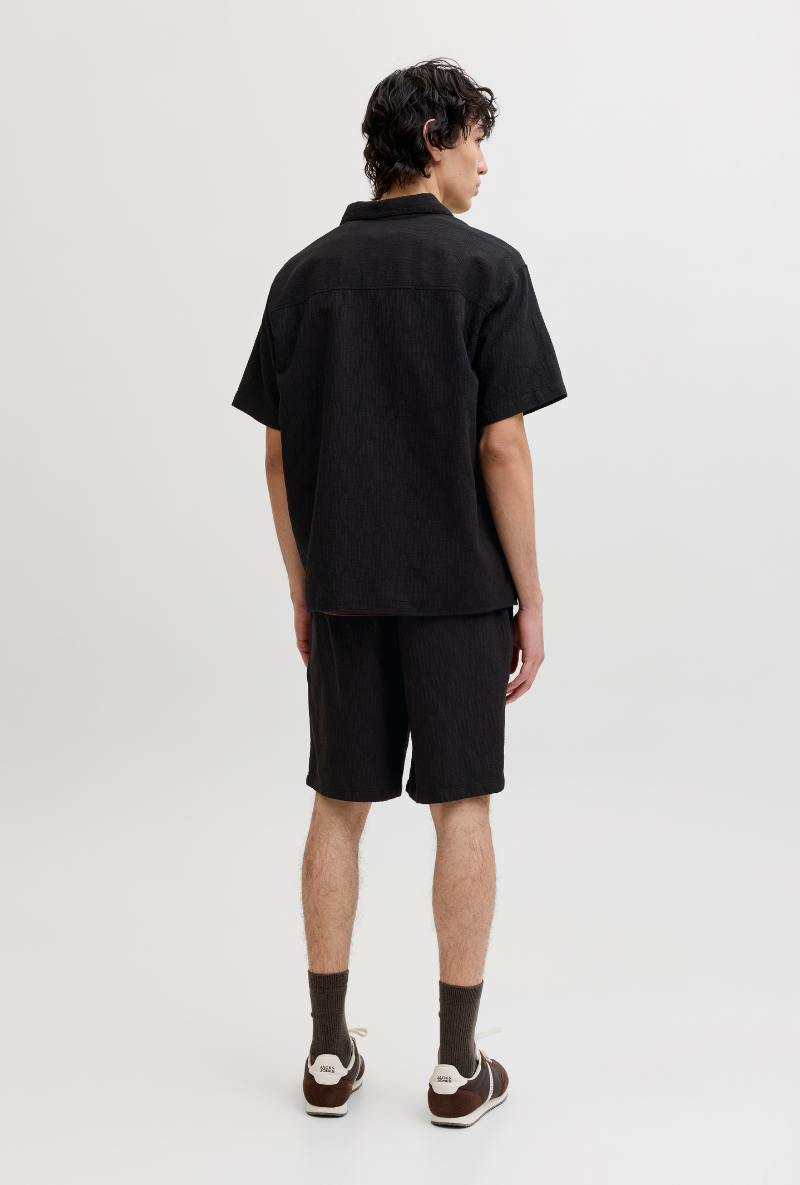 Back image of Jaiden wavy jogger shorts in black, by brand Jack&jones