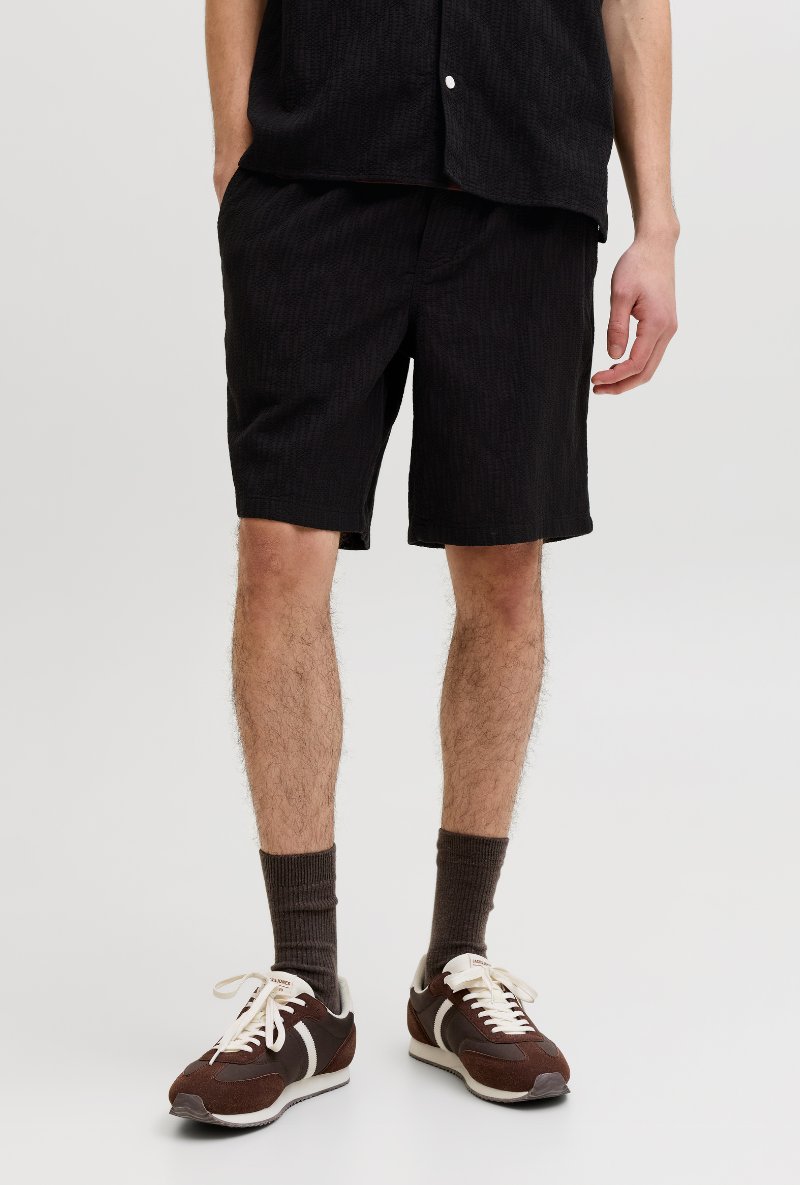 Front image of Jaiden wavy jogger shorts in black, by brand Jack&jones