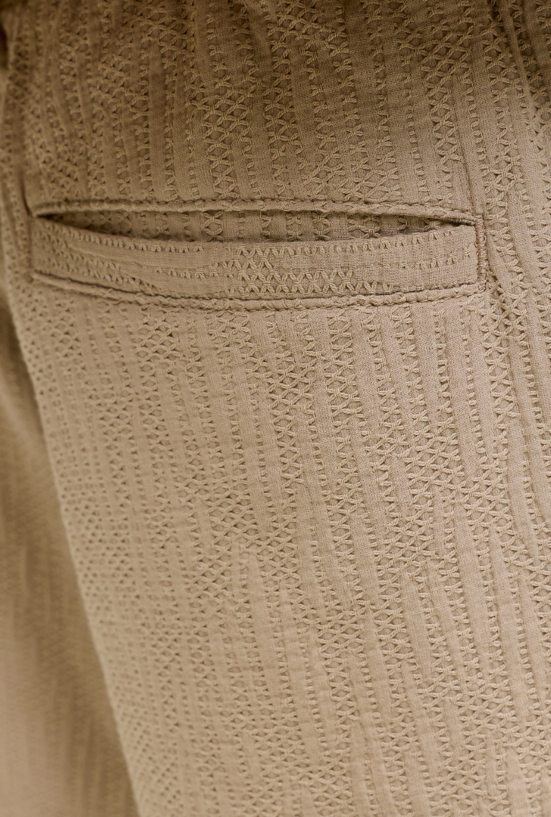 Back image of Jaiden wavy jogger shorts in stone, by brand Jack&jones
