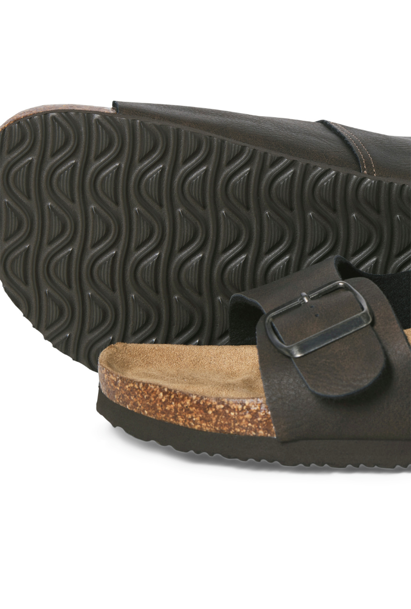 Front image of Malmo sandal in brown, by brand Jack&jones