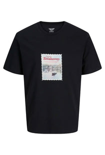 Front image of the Montauk photo ss tee in black, by brand Jack&jones