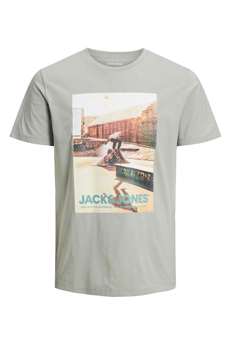 JACK AND JONES SKATING TSHIRT