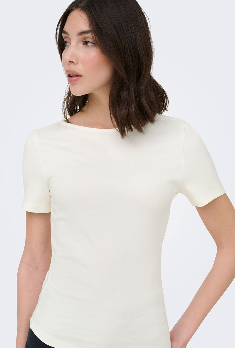 Front image of a model wearing Catie s/s assymetric top in white, by brand Jacqueline de yong