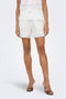 Front image of a model wearing Nulle life shorts in off white, by brand Jacqueline de yong