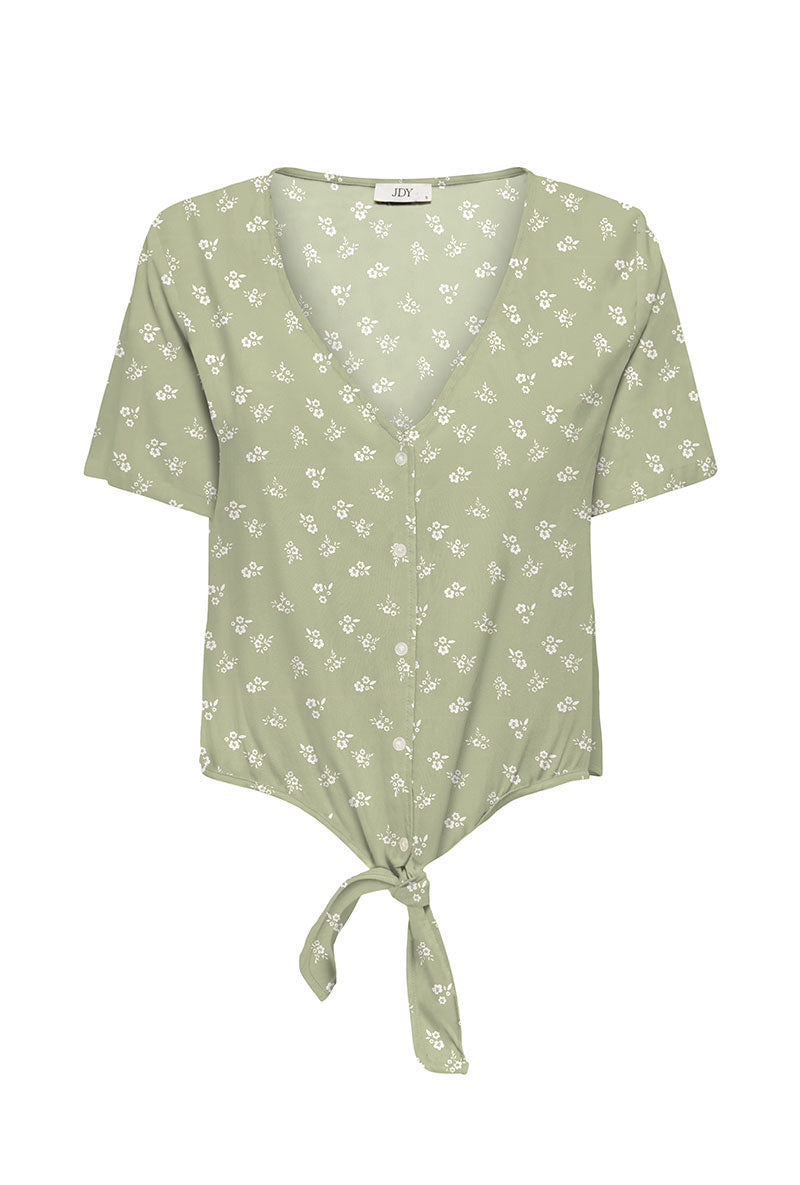 Front image of Sezen life s/s knot shrit in green, by brand Jacqueline de yong