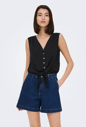 Front image of a model wearing Violet life s/l knot top in black, by brand Jacqueline de yong