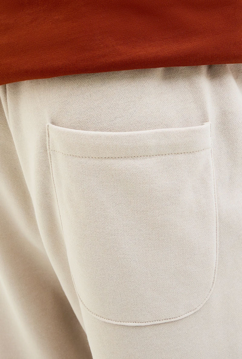 Detail image of Gordon bradley sweat shorts in stone, by brand Jack&jones