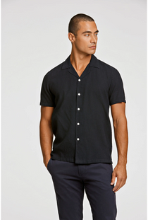 Front image of a model wearing the Casual linen blend resort shirt in black, by brand Lindbergh