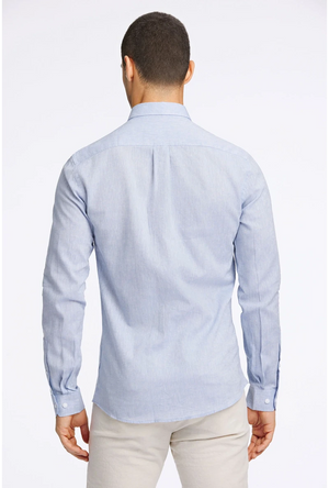 Back image of a model wearing the Linen/cotton ls shirt in blue, by brand Lindbergh