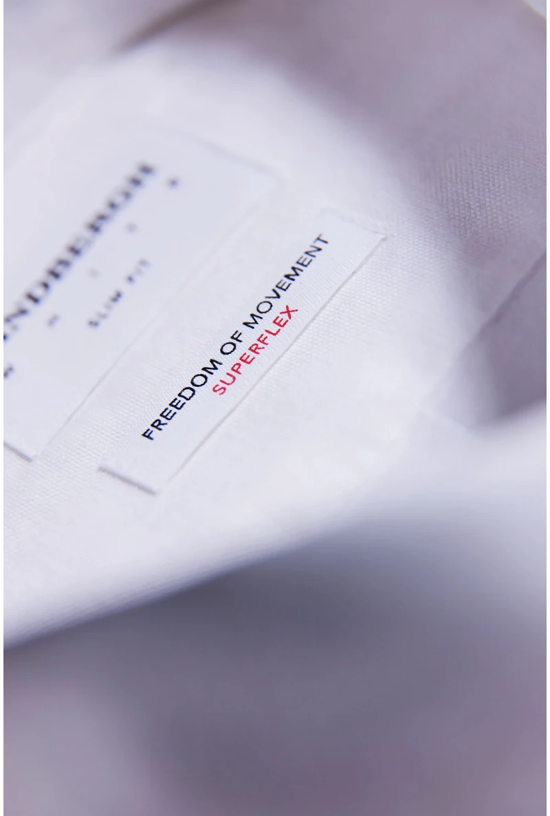Detail image of Oxford superflex l/s shirt in white, by brand Lindbergh