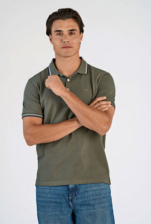 Front image of a model wearing the S/s contrast polo in khaki, by brand Lindbergh