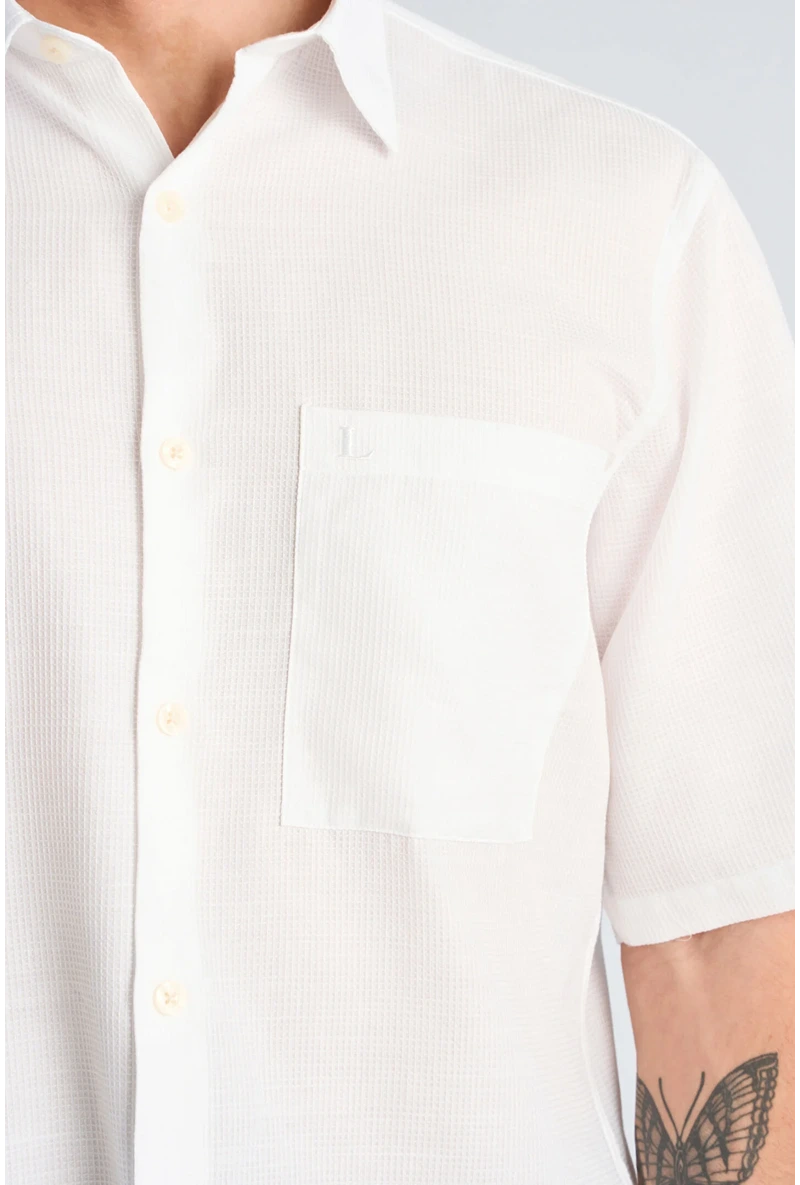 Front image of Solid dobby s/s shirt in white, by brand Lindbergh