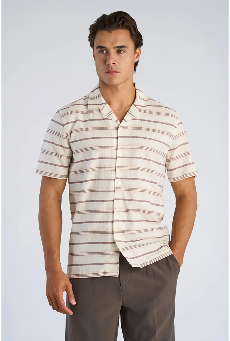 Front image of a model wearing Striped structure s/s shirt in brown, by brand Lindbergh