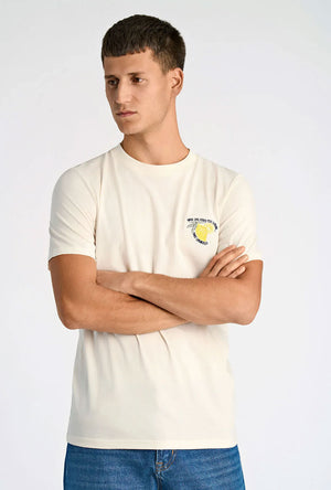 Front image of a model wearing the Embroidery ss tshirt in off white, by brand Lindbergh