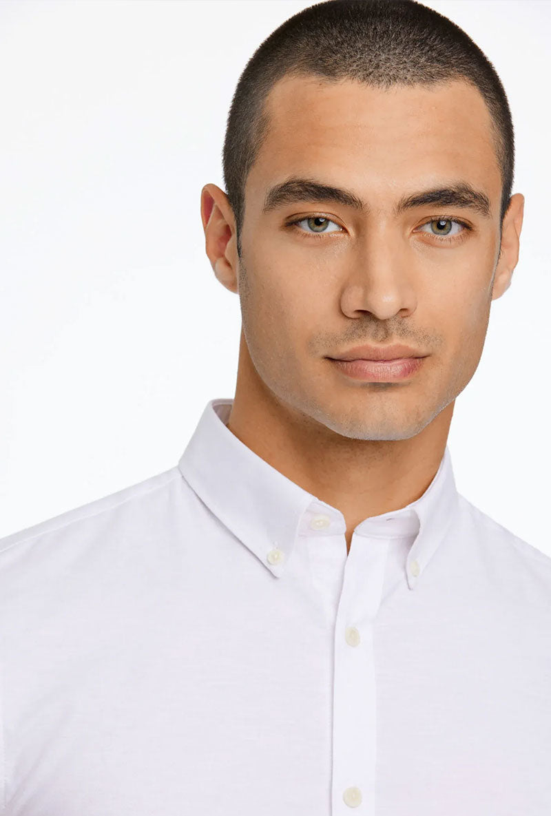 Front image of a model wearing Oxford superflex ls shirt in white, by brand Lindbergh
