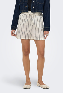 Front image of the Tizania stripe shorts in stripe, by brand Only