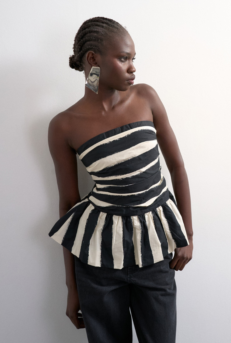 Front image of Solde bandeau top in black, by brand Top shop