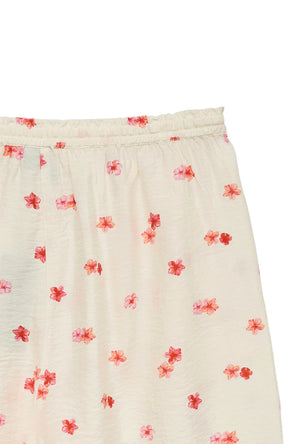 Detail image of the Odette hw shorts in off white, by brand Vero moda
