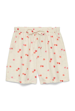Front image of the Odette hw shorts in off white, by brand Vero moda