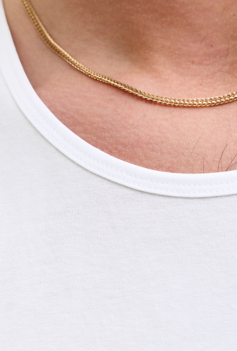 Close up image  of Jack and jones basic tanktop in white, by brand Jack&jones