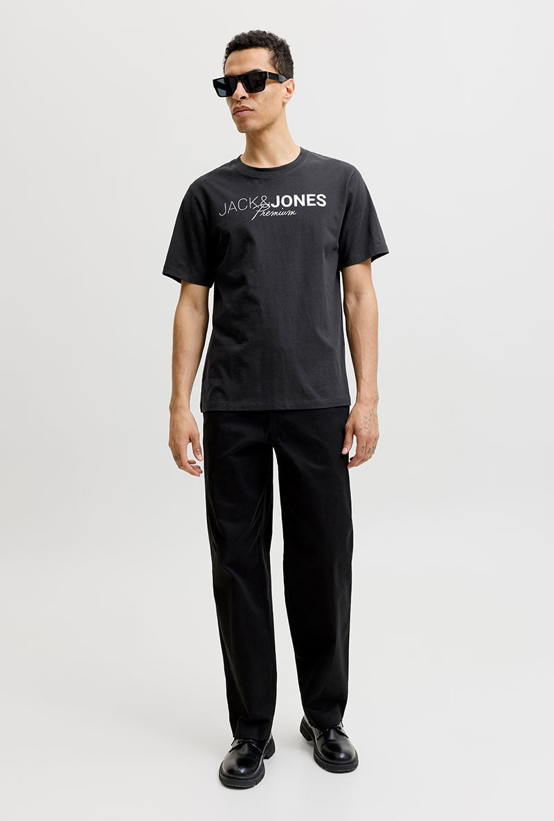 Front image of a model wearing Blaneo ss tee in black, by brand Jack&jones
