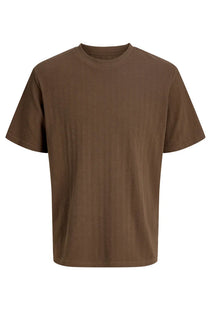 Front image of the Chelsea structure tee in brown, by brand Jack&jones
