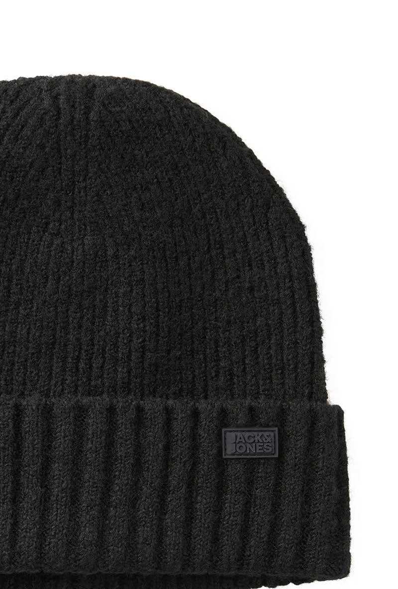 Front image of Crush beanie in black, by brand Jack&jones