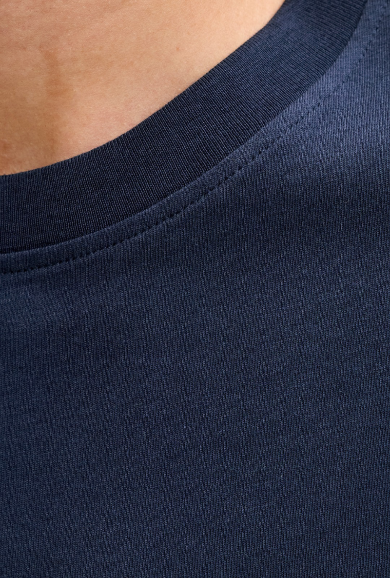 Close up image  of Jack and jones daytona print tee in navy, by brand Jack&jones