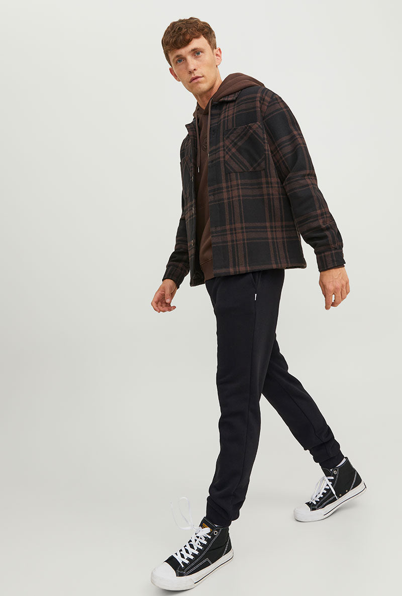 Front image of Gordon bradley sweat pants in black, by brand Jack&jones
