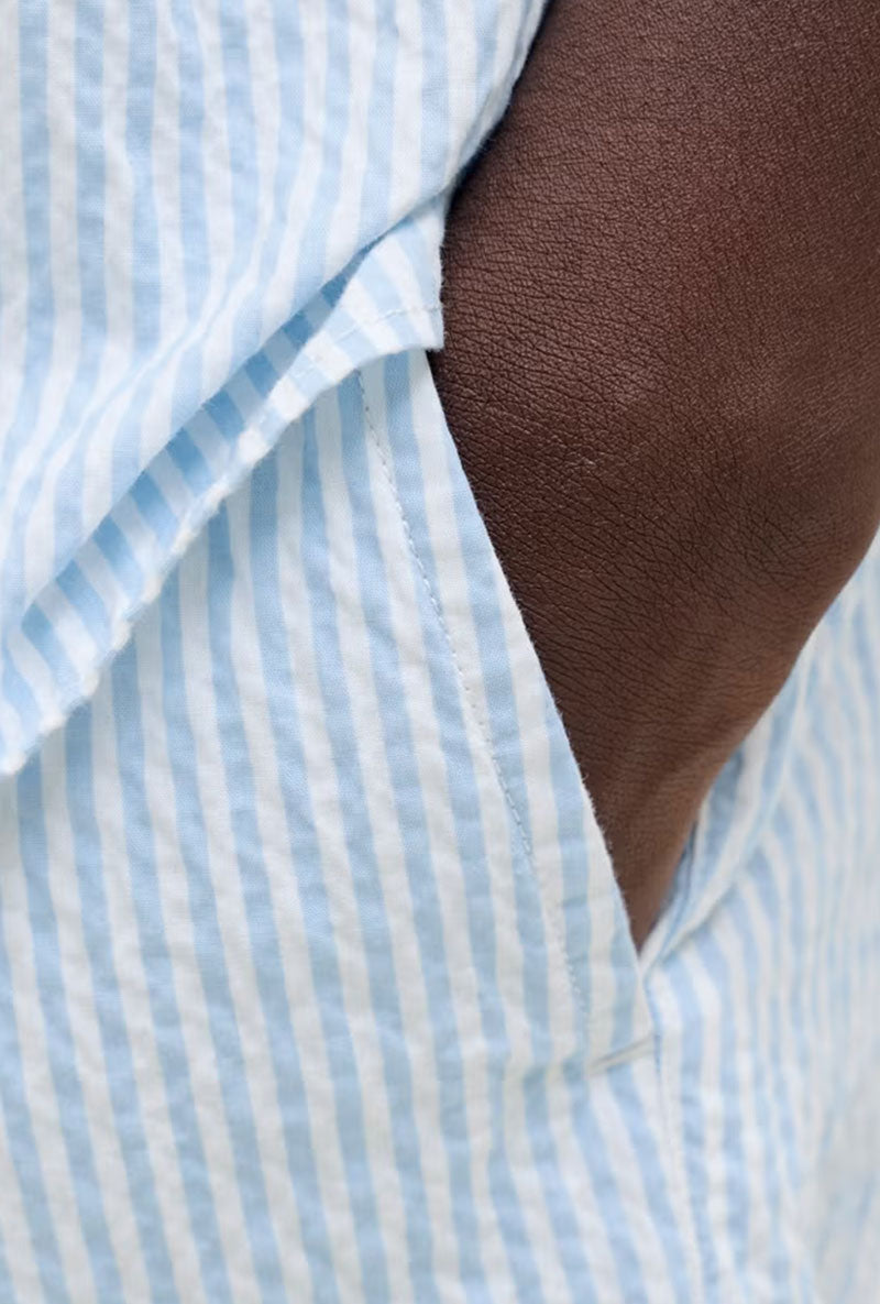 Front pocket image of Jaiden milo seersucker shorts in light blue, by brand Jack&jones