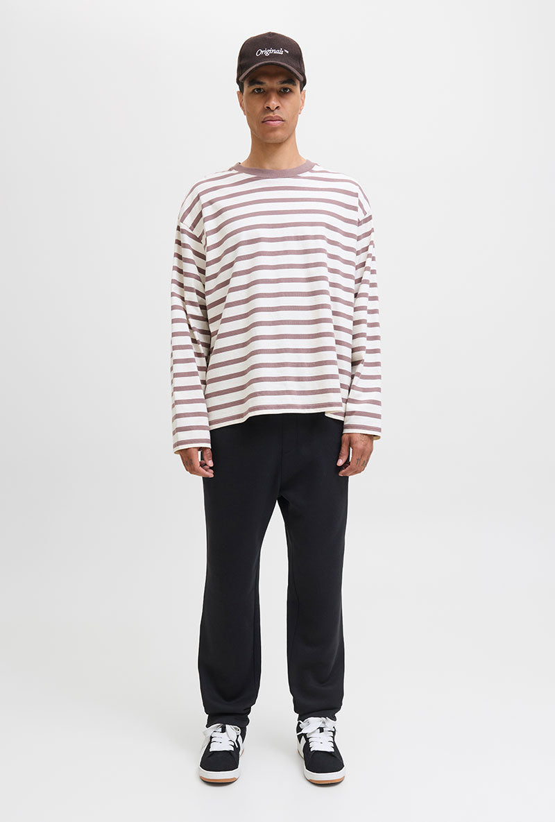 Front image of Kane bradley uncuffed sweat pants in black, by brand Jack&jones