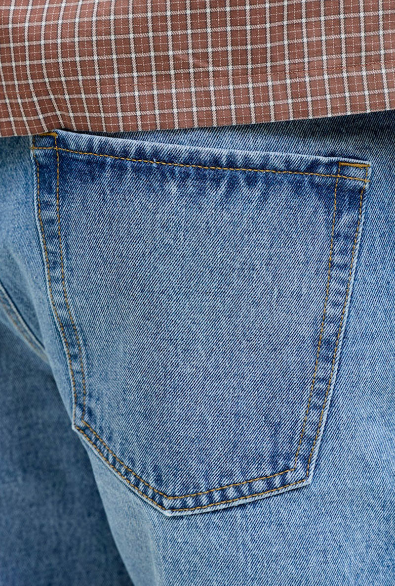 Back pocket image of Tony original shorts akm 111 in denim, by brand Jack&jones