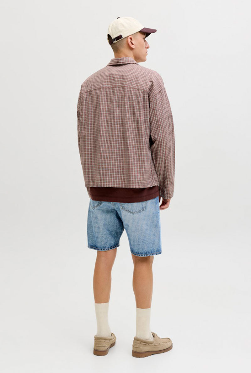 Back image of a model wearing Tony original shorts akm 111 in denim, by brand Jack&jones