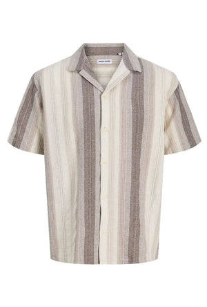 Front image of the Alvaro dobby resort shirt in beige, by brand Jack&jones