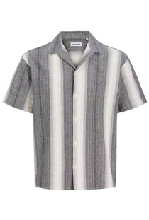 Front image of the Alvaro dobby resort shirt in black, by brand Jack&jones