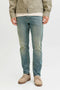 Front image of a model wearing Mike original st 550 jeans in denim, by brand Jack&jones