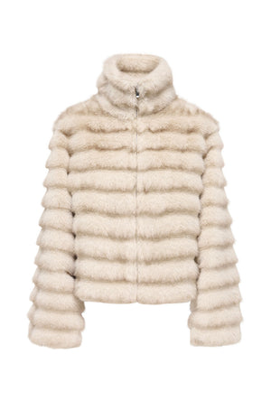 Front image of the Allie faux fur jacket in beige, by brand Jacqueline de yong