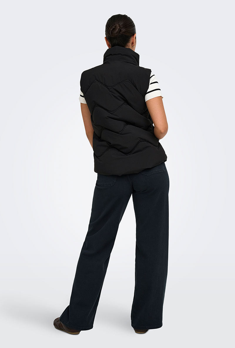 Back image of a model wearing Power short waistcoat in black, by brand Jacqueline de yong