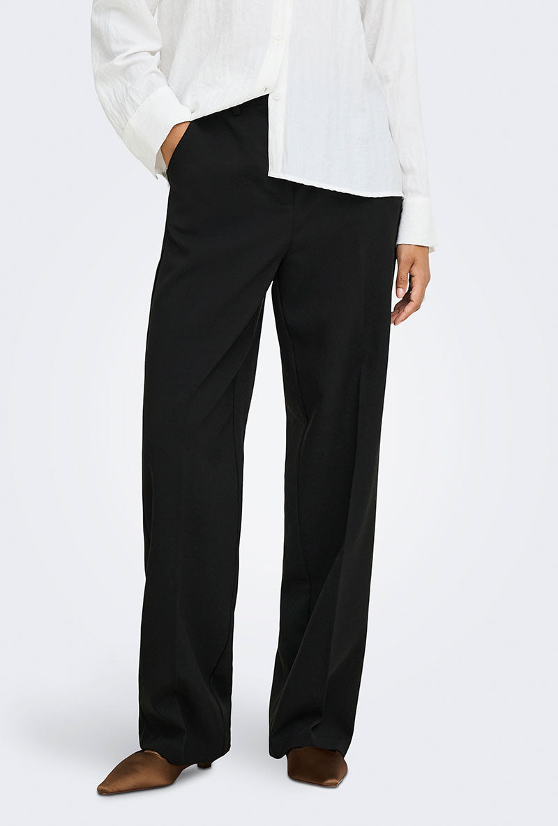 Front image of a model wearing Viv hw wide pants in black, by brand Jacqueline de yong
