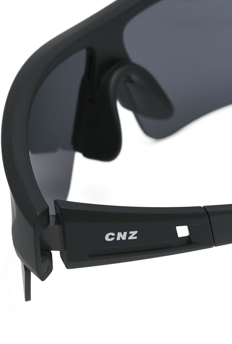 Detail image of Wilson sunglasses in black, by brand Jack&jones
