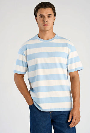 Front image of a model wearing the Striped oversized t in blue, by brand Lindbergh