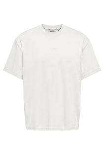 Front image of the Fred life oversize tee in white, by brand Only and sons