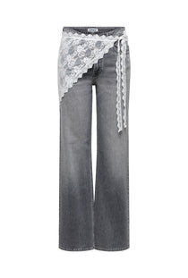 Front image of the Sof lace scarf in white, by brand Only