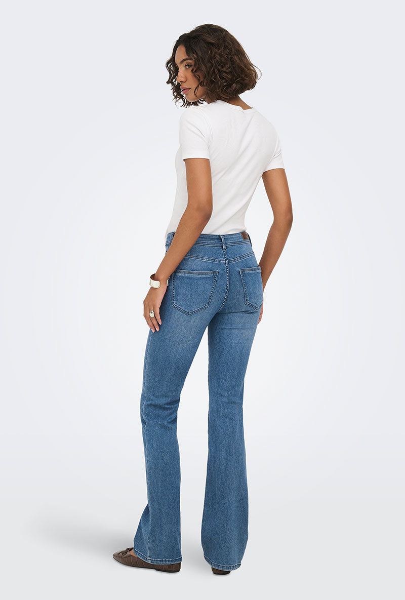 Back image of a model wearing Wauw hw flared jeans in denim, by brand Only