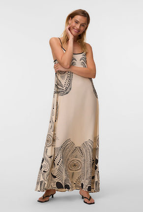 Front image of a model wearing Lalita zola ankle dress in beige, by brand Vero moda