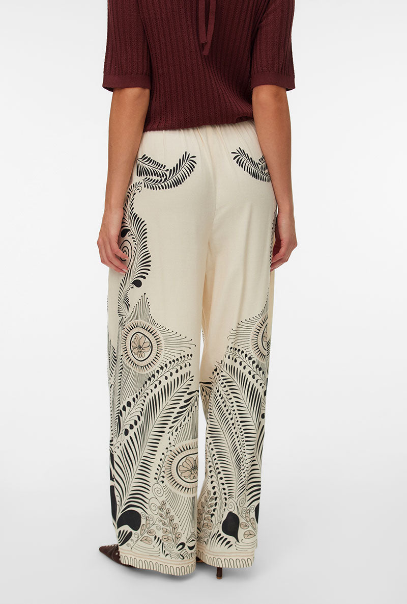 Back image of a model wearing Lalita zola hw wide pant in beige, by brand Vero moda
